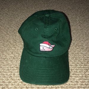 Vineyard Vines Santa Whale hat